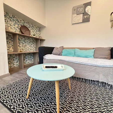 Appartement Mini Mosaique Parking Un Sejour A Part